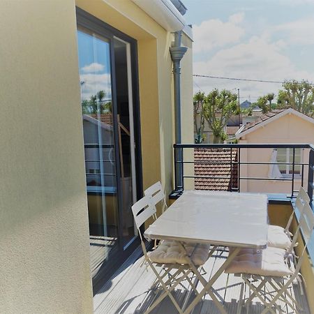 Appartement Hyper Centre, Plage A Pieds, 2 Chambres, 4 Personnes Châtelaillon-Plage المظهر الخارجي الصورة